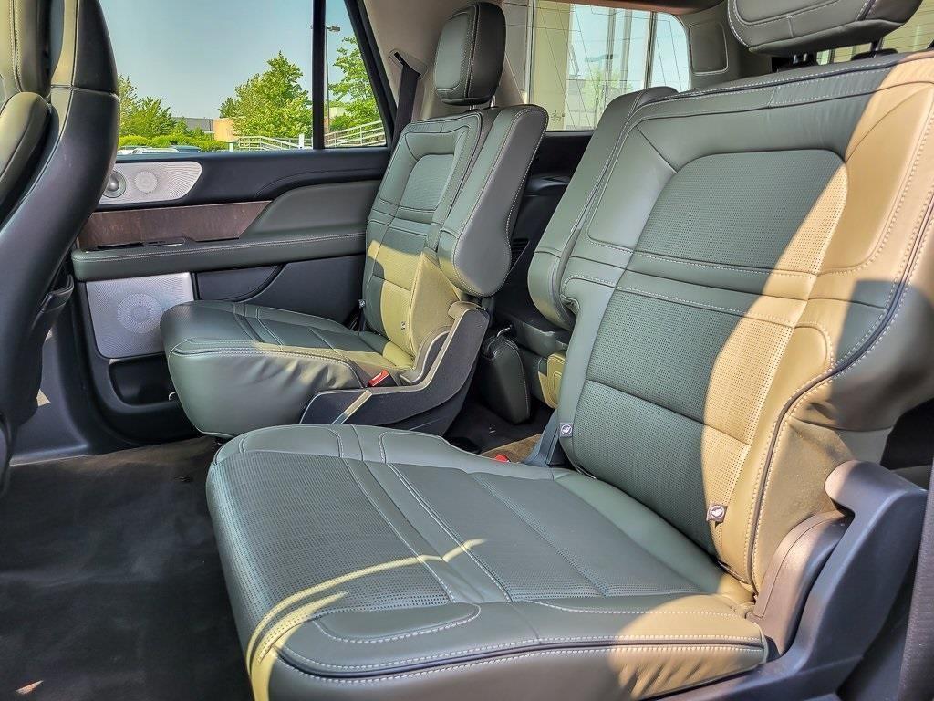 used 2022 Lincoln Navigator car, priced at $59,889