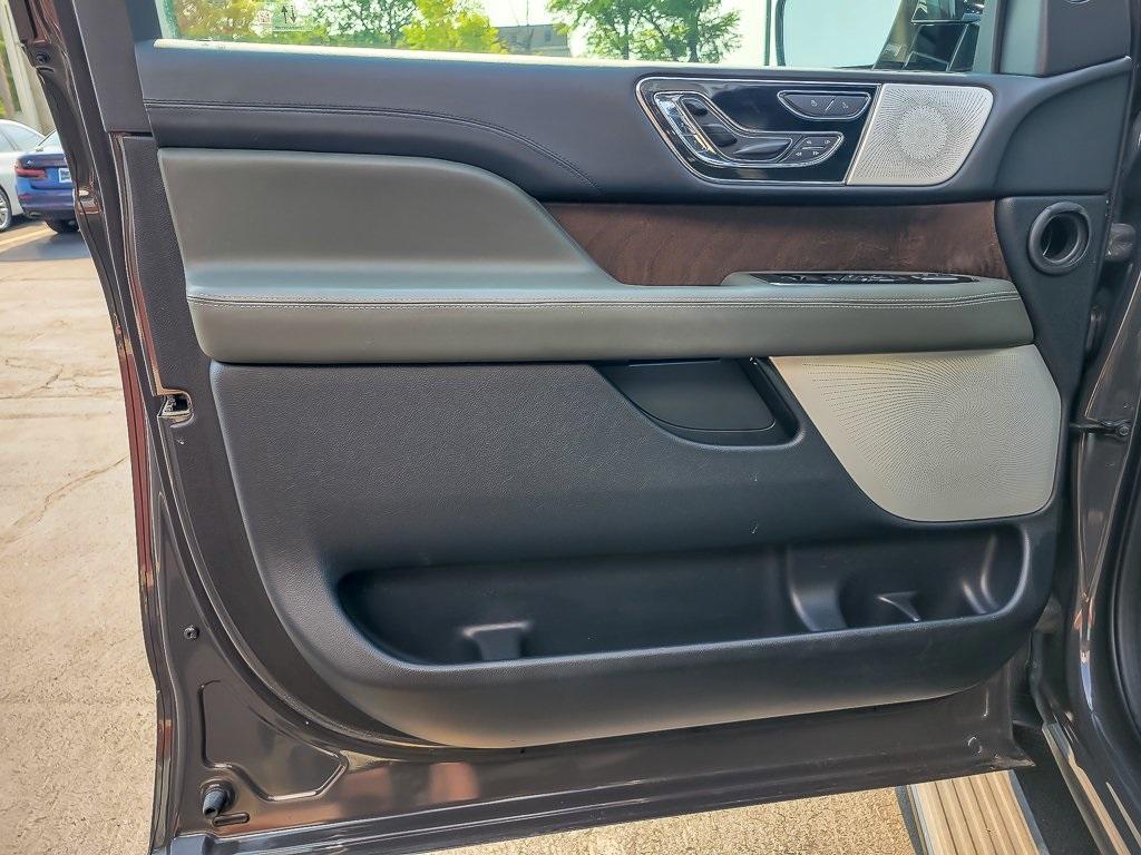 used 2022 Lincoln Navigator car, priced at $67,989