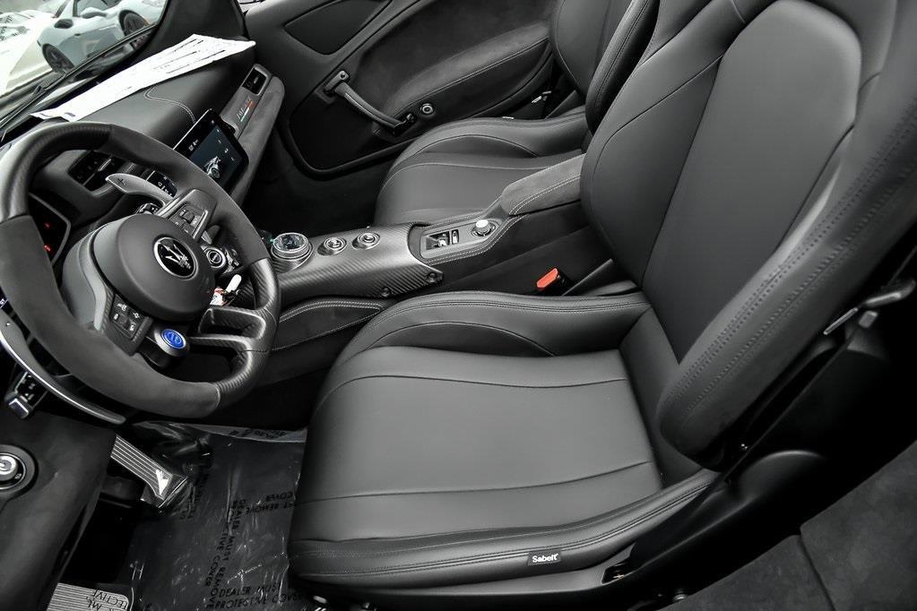 new 2024 Maserati MC20 car, priced at $225,999