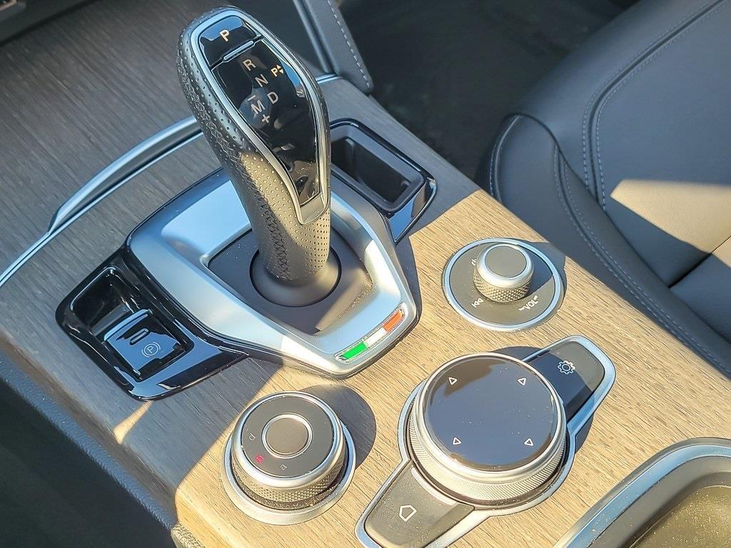 used 2022 Alfa Romeo Stelvio car, priced at $25,598
