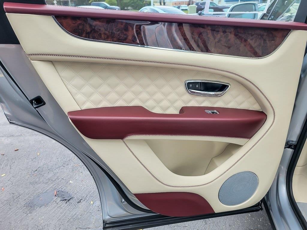 used 2022 Bentley Bentayga car, priced at $126,899