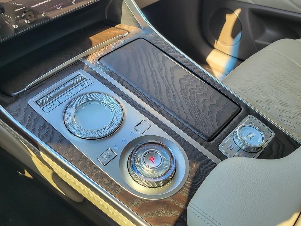used 2022 Genesis GV80 car, priced at $40,188