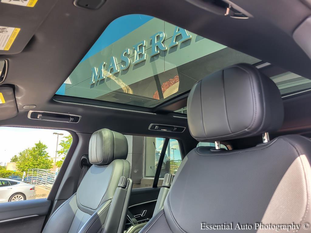 used 2023 Land Rover Range Rover car, priced at $94,489