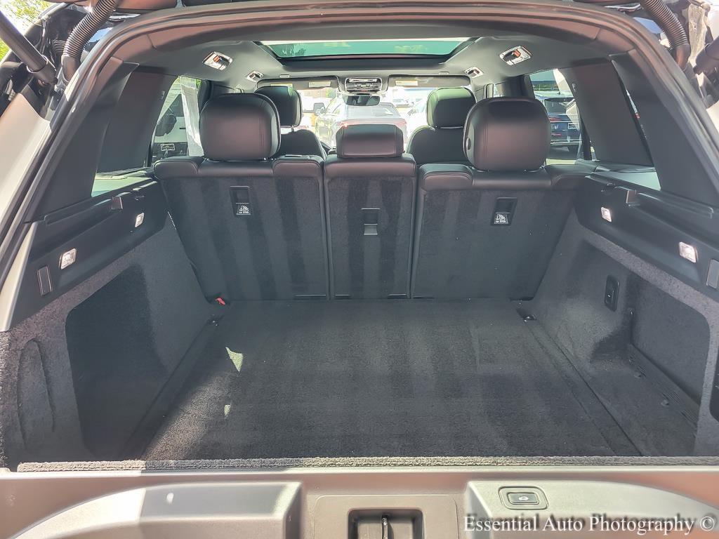 used 2023 Land Rover Range Rover car, priced at $94,489