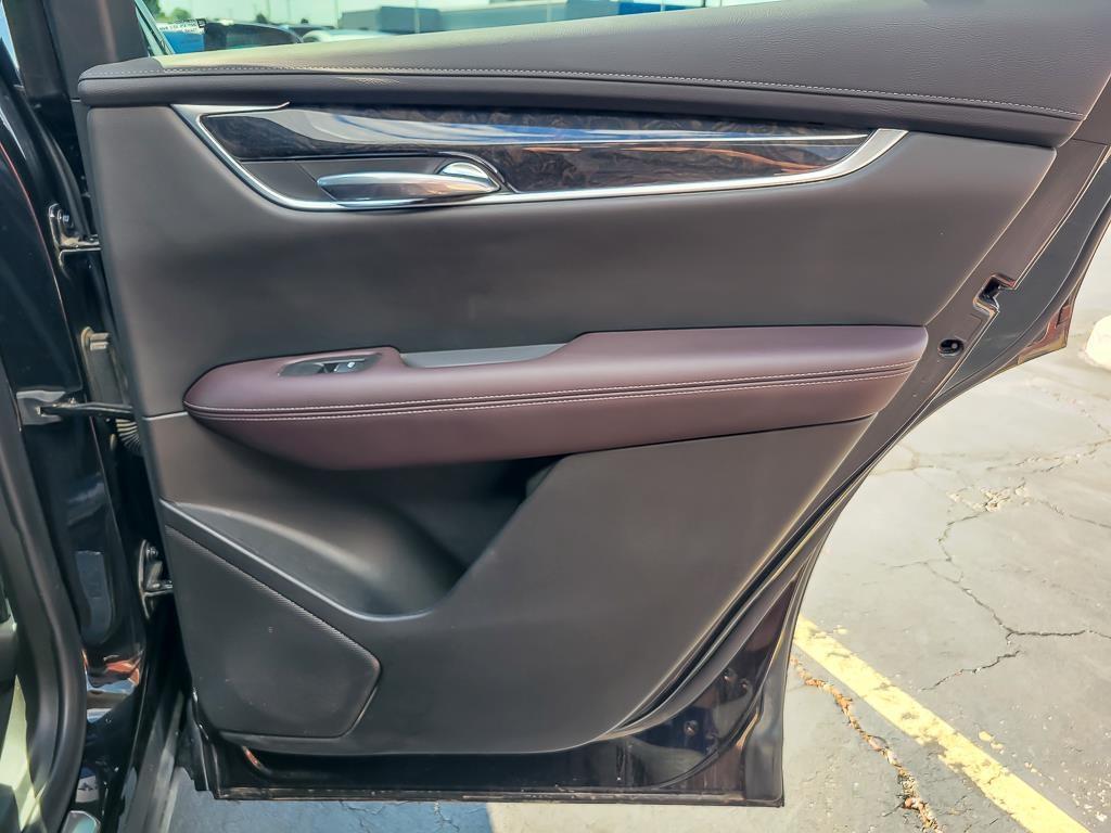 used 2021 Cadillac XT6 car, priced at $33,689