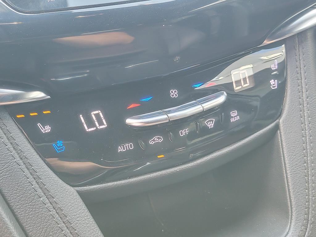 used 2021 Cadillac XT6 car, priced at $33,689