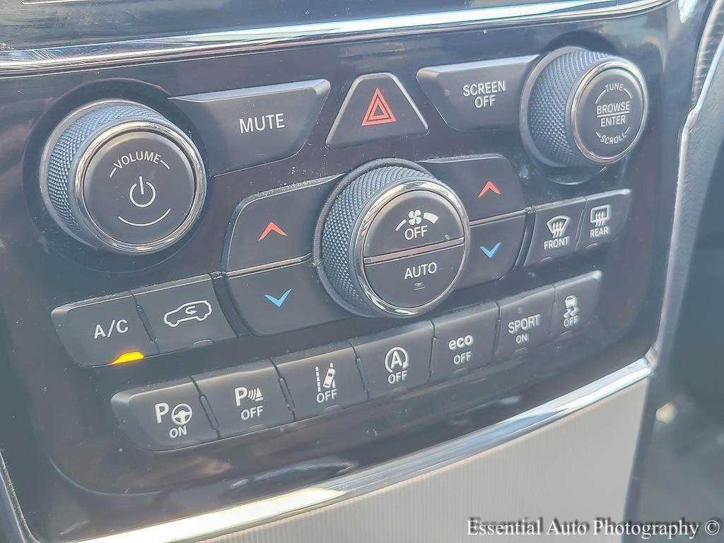 used 2020 Jeep Grand Cherokee car, priced at $28,899