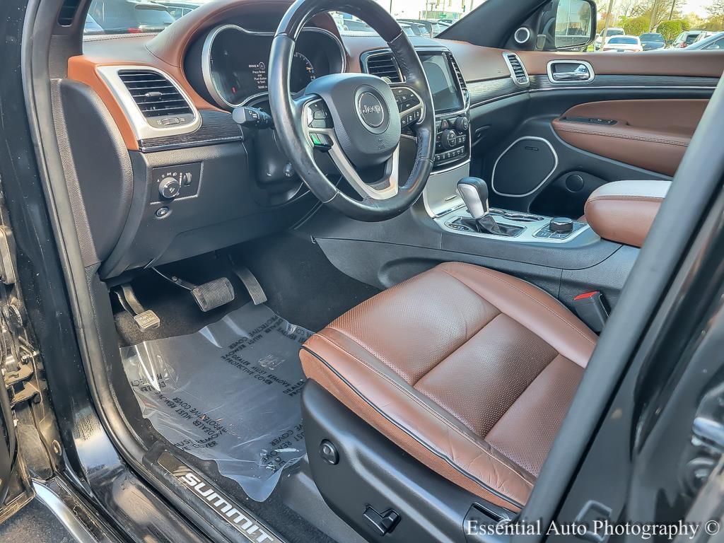 used 2020 Jeep Grand Cherokee car, priced at $28,899