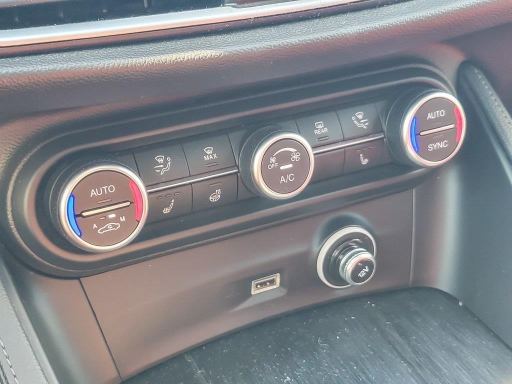 used 2022 Alfa Romeo Stelvio car, priced at $22,272