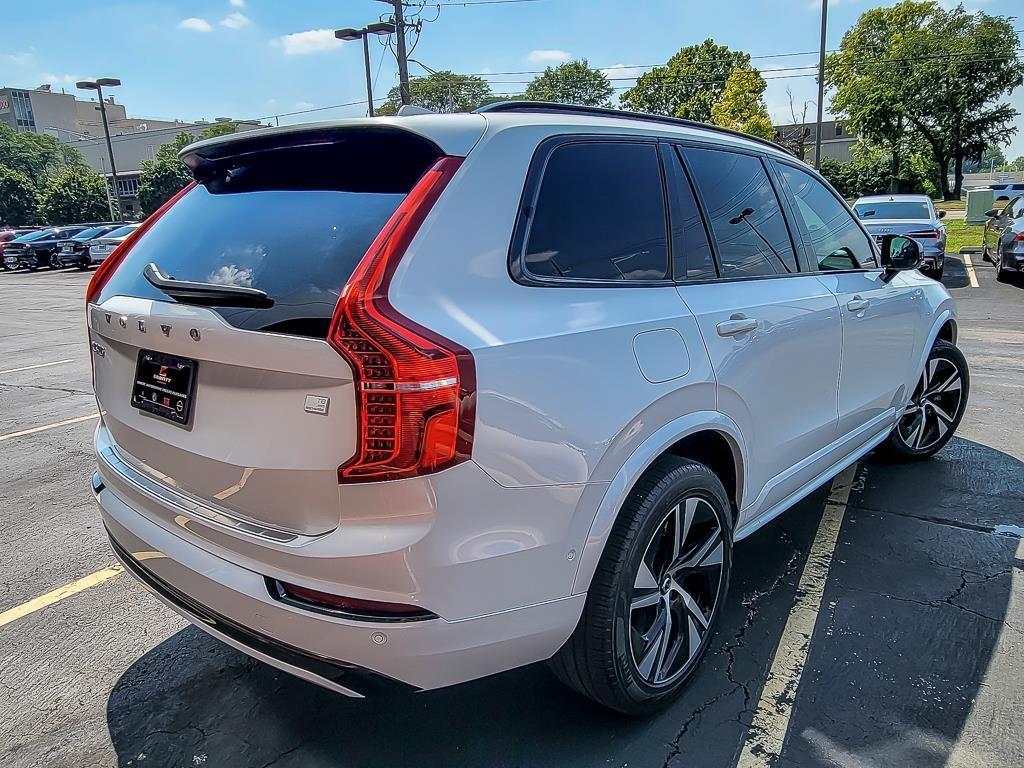 used 2022 Volvo XC90 Recharge Plug-In Hybrid car, priced at $44,388