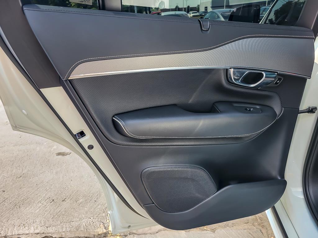 used 2022 Volvo XC90 Recharge Plug-In Hybrid car, priced at $44,388