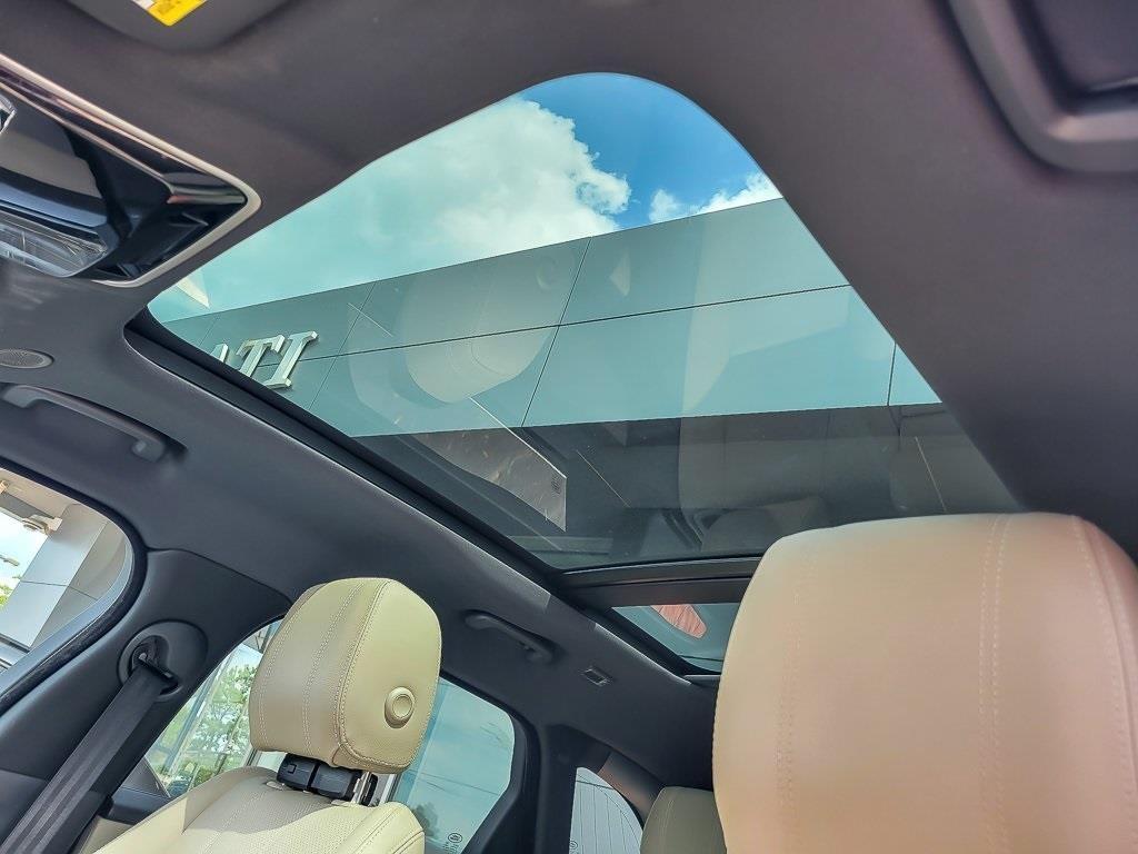 used 2022 Land Rover Range Rover Velar car, priced at $29,839