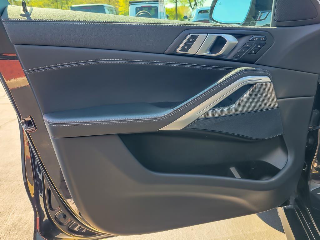 used 2022 BMW X6 car, priced at $45,989