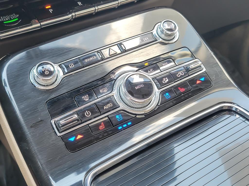 used 2022 Lincoln Nautilus car, priced at $30,899