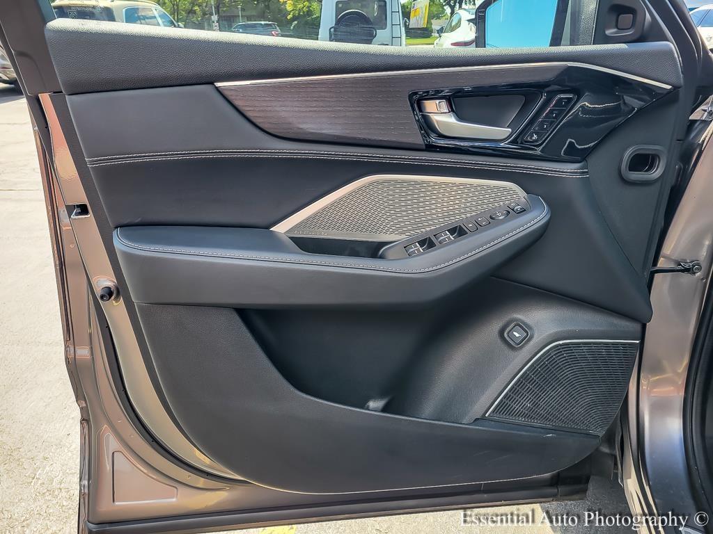 used 2022 Acura MDX car, priced at $41,779