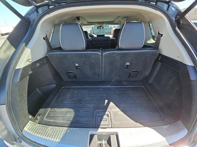 used 2022 Acura MDX car, priced at $41,779