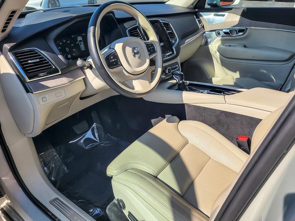 used 2022 Volvo XC90 car, priced at $37,982