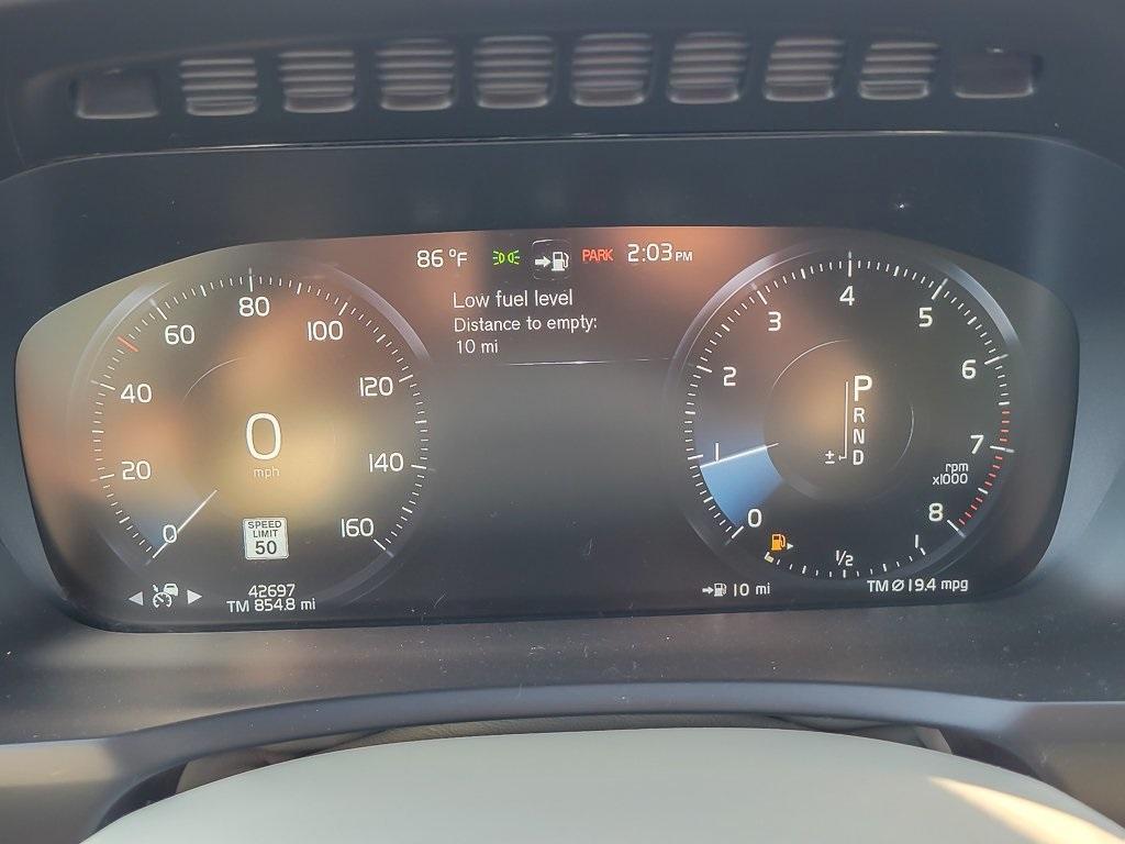 used 2022 Volvo XC90 car, priced at $37,982