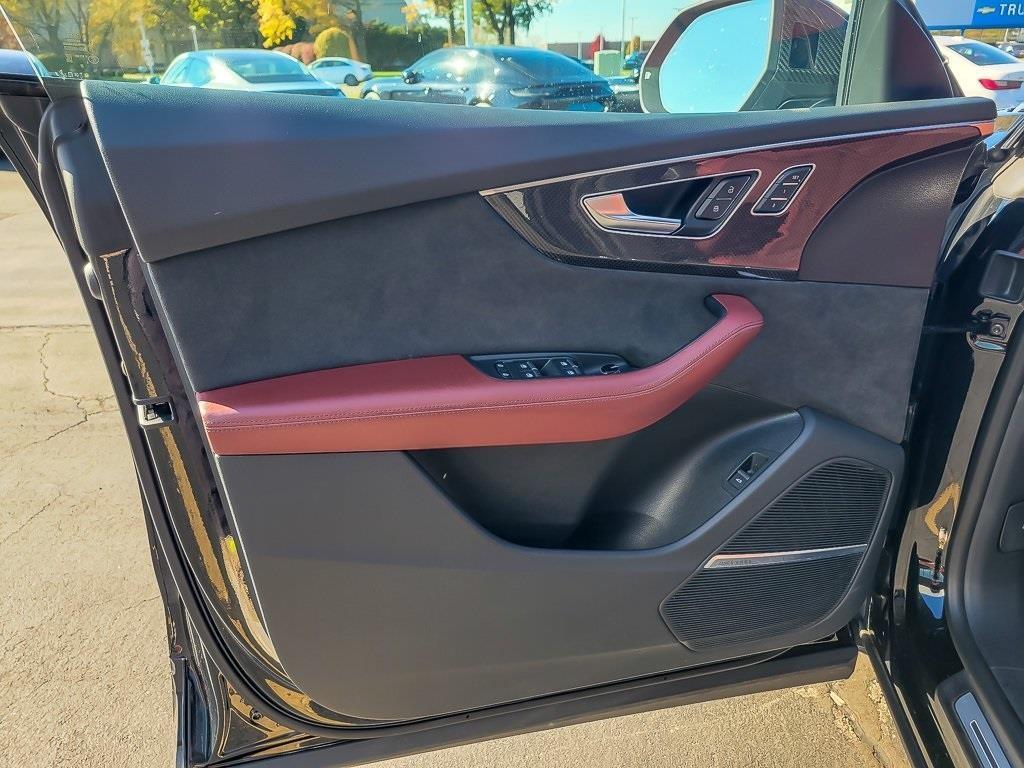 used 2022 Audi SQ8 car, priced at $62,998