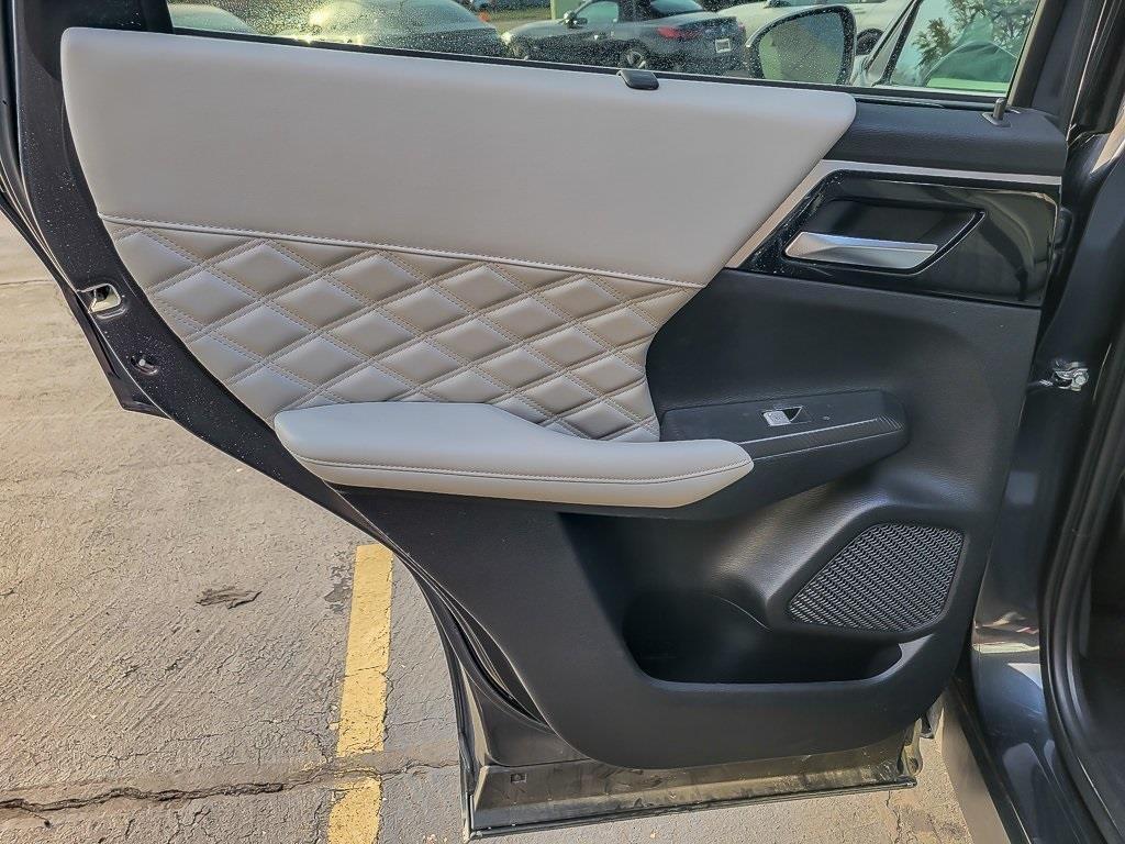 used 2024 Mitsubishi Outlander PHEV car, priced at $29,889