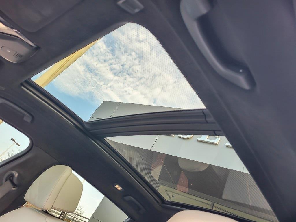 used 2023 BMW X7 car, priced at $61,994