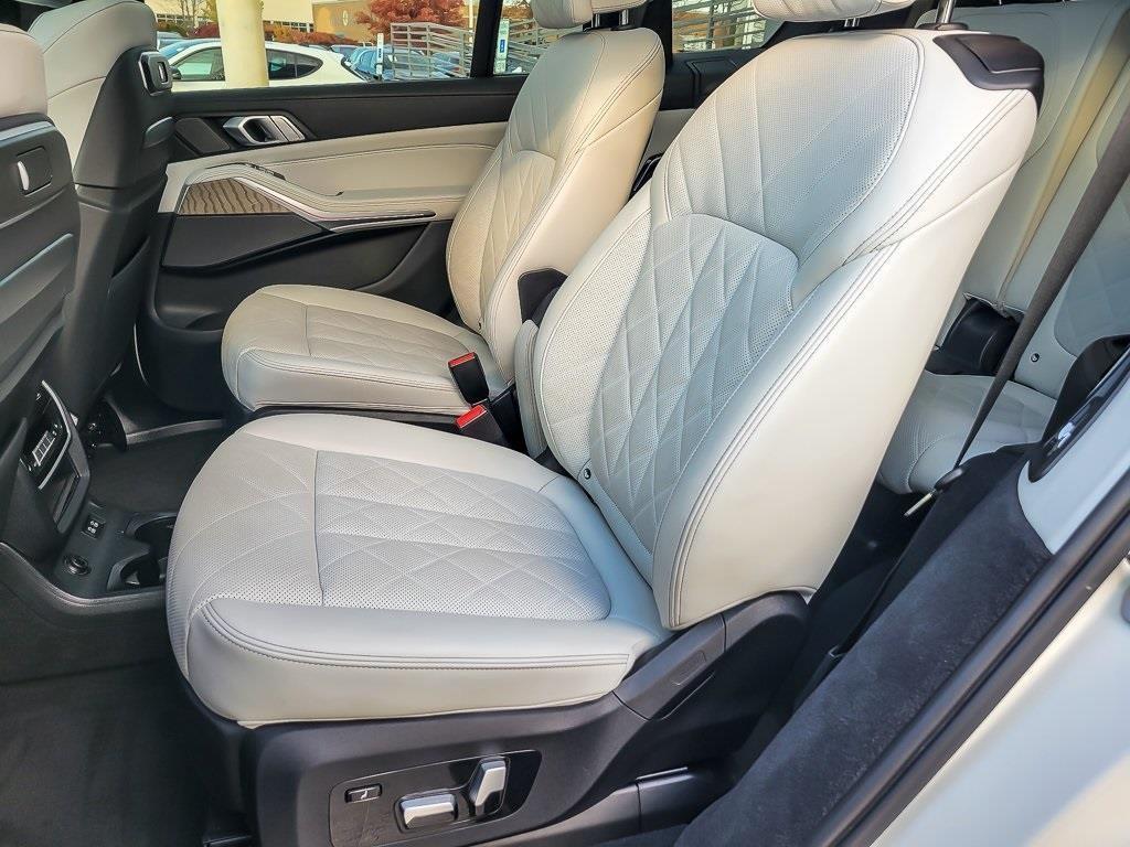 used 2023 BMW X7 car, priced at $61,994
