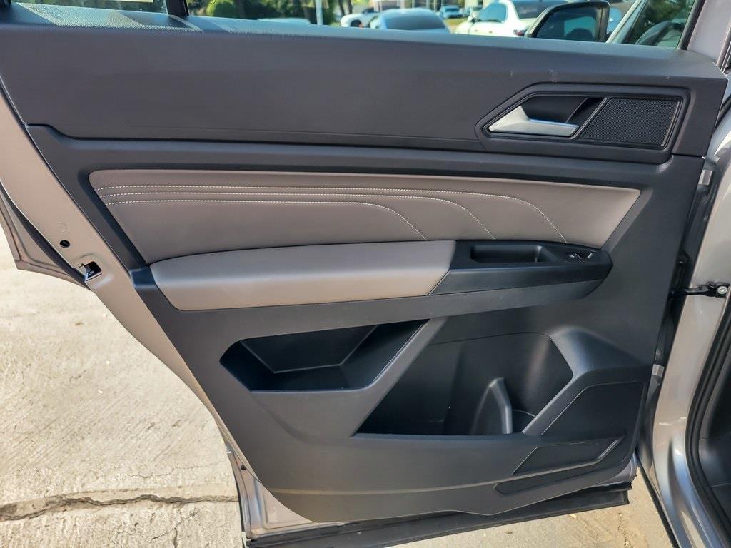 used 2021 Volkswagen Atlas Cross Sport car, priced at $16,998