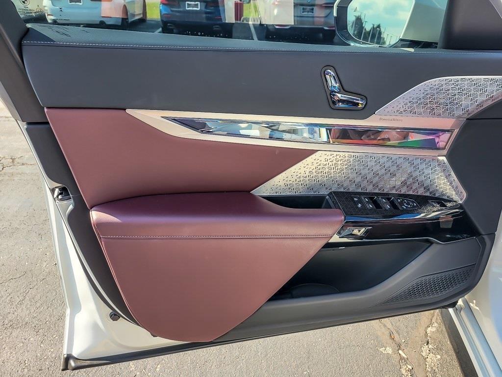 used 2023 BMW i7 car, priced at $70,499