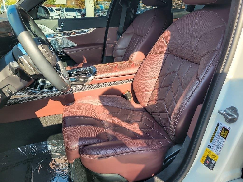 used 2023 BMW i7 car, priced at $70,499
