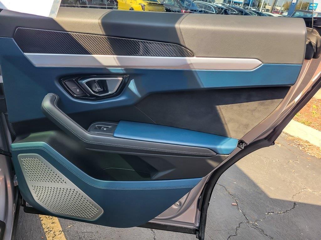 used 2021 Lamborghini Urus car, priced at $188,499