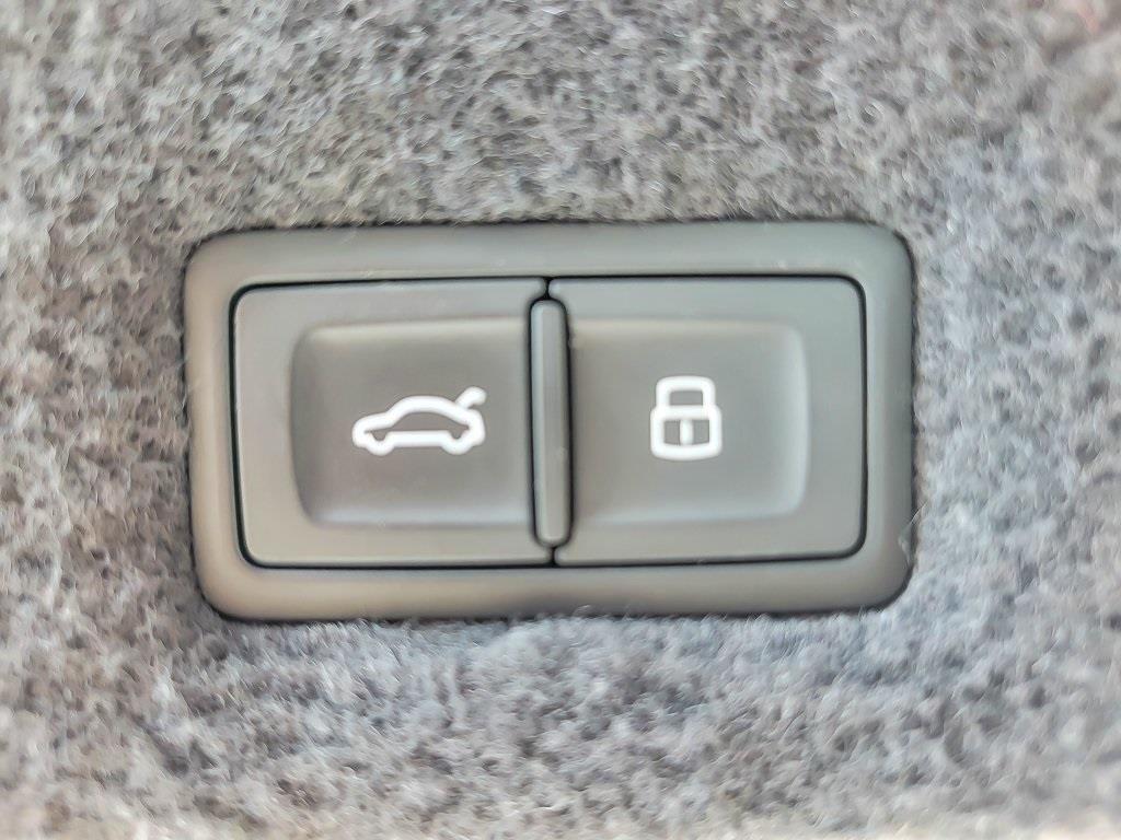 used 2021 Lamborghini Urus car, priced at $188,499