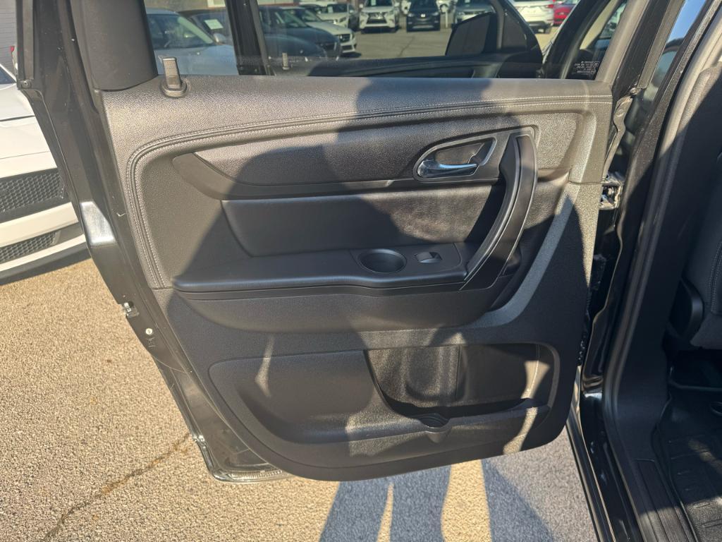 used 2016 Chevrolet Traverse car, priced at $10,995