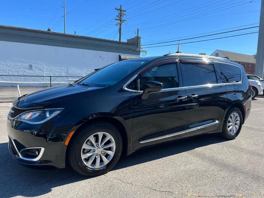 used 2017 Chrysler Pacifica car, priced at $13,995