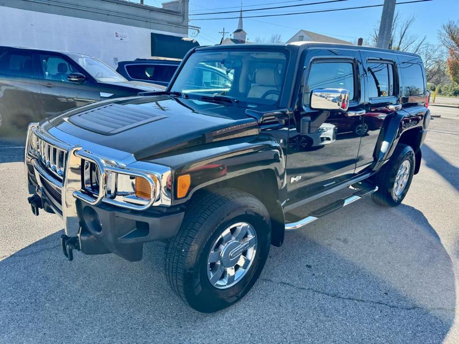 used 2007 Hummer H3 car, priced at $10,995