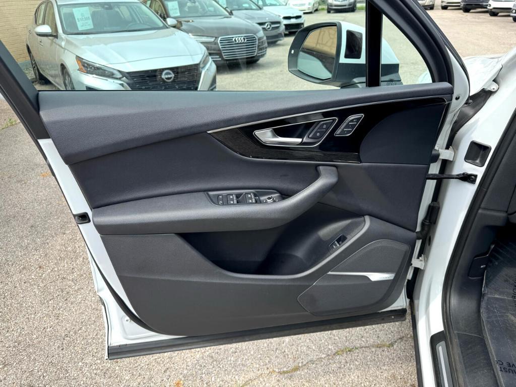 used 2018 Audi Q7 car, priced at $13,995
