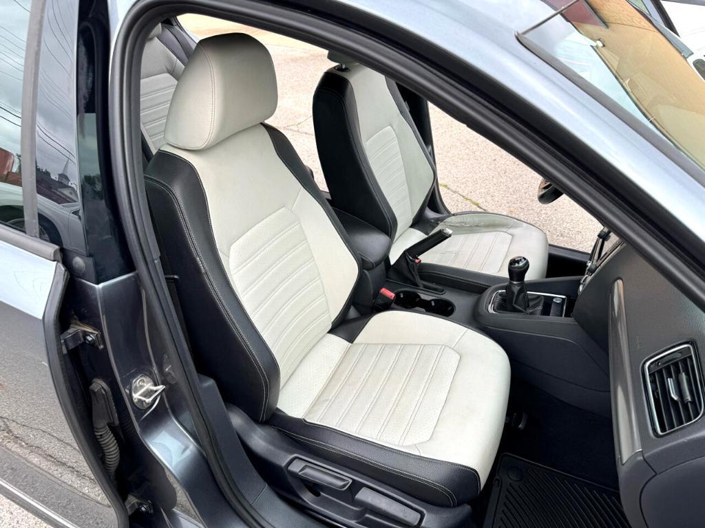 used 2016 Volkswagen Jetta car, priced at $8,995