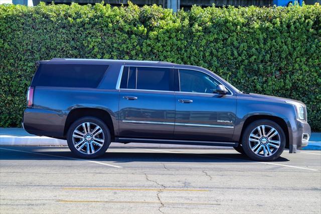 used 2018 GMC Yukon XL car, priced at $28,499