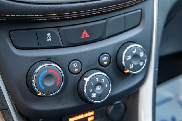 used 2022 Chevrolet Trax car, priced at $14,617