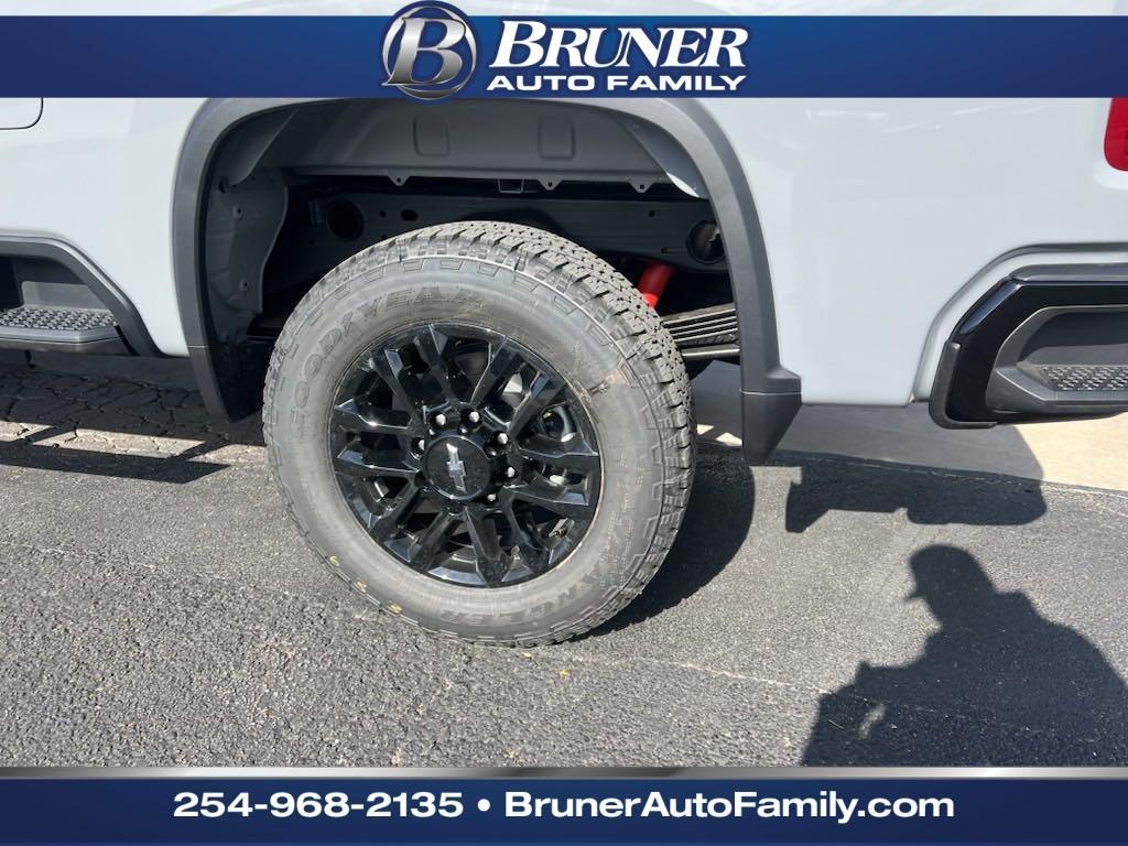 new 2025 Chevrolet Silverado 2500 car, priced at $59,070