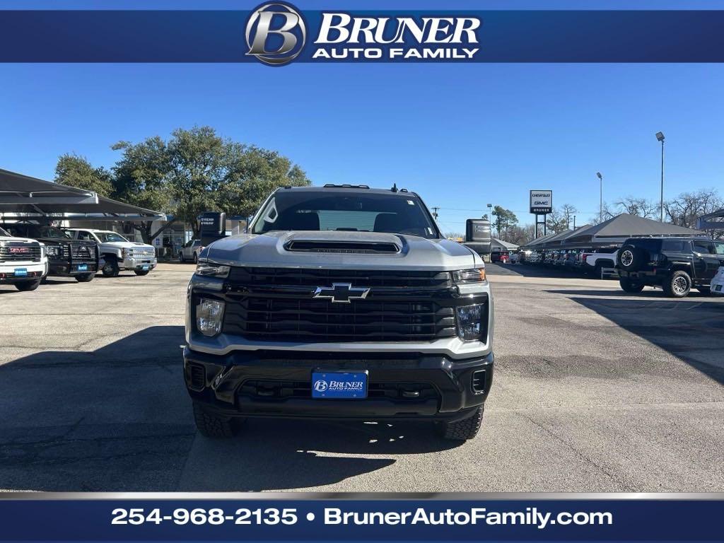 new 2025 Chevrolet Silverado 2500 car, priced at $59,070