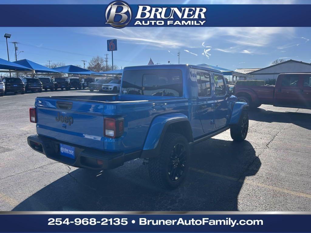 new 2025 Jeep Gladiator car, priced at $42,442