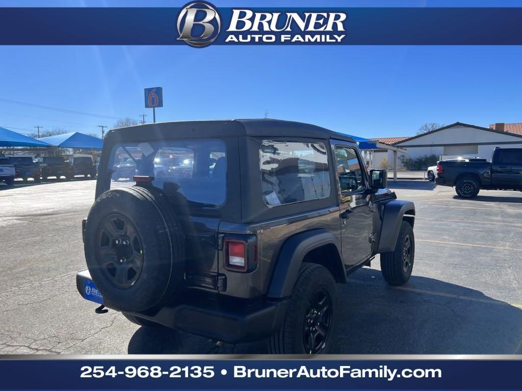 new 2025 Jeep Wrangler car, priced at $34,186