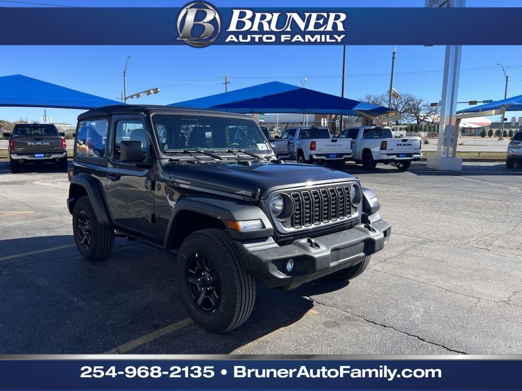 new 2025 Jeep Wrangler car, priced at $34,186