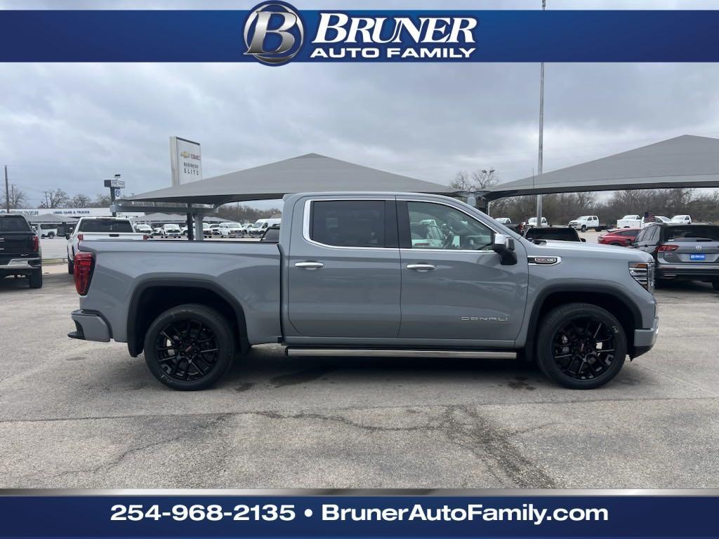 new 2025 GMC Sierra 1500 car, priced at $83,495