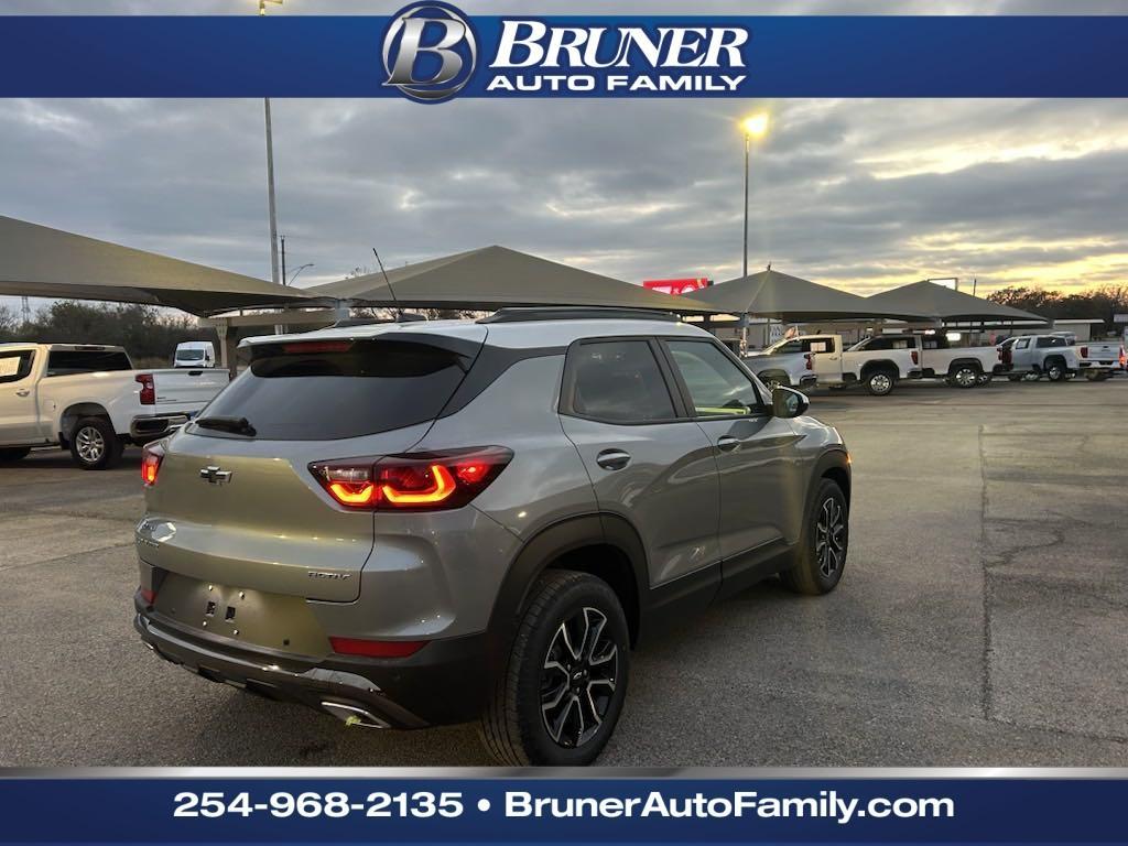 new 2025 Chevrolet TrailBlazer car, priced at $31,580