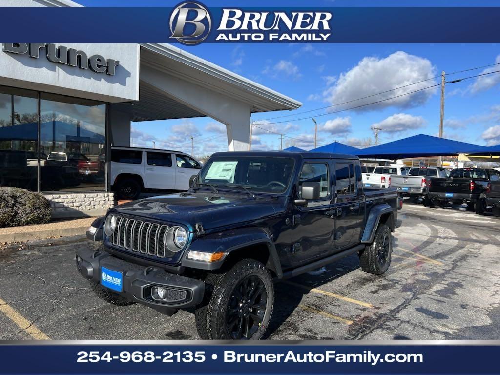 new 2025 Jeep Gladiator car, priced at $42,712