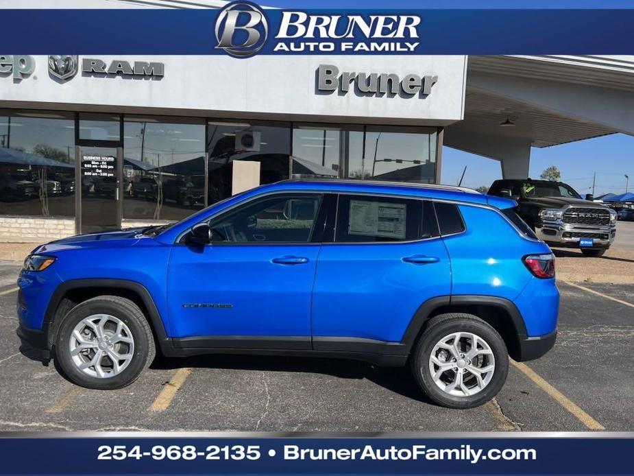 new 2024 Jeep Compass car, priced at $32,123