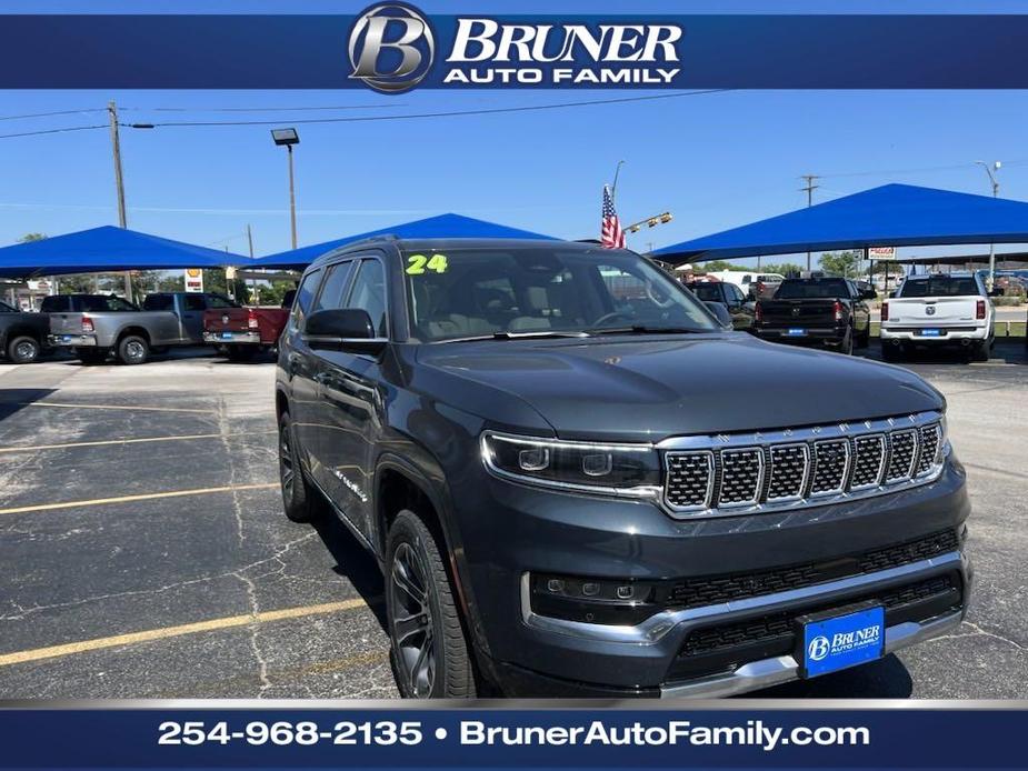 new 2024 Jeep Grand Wagoneer car, priced at $97,999