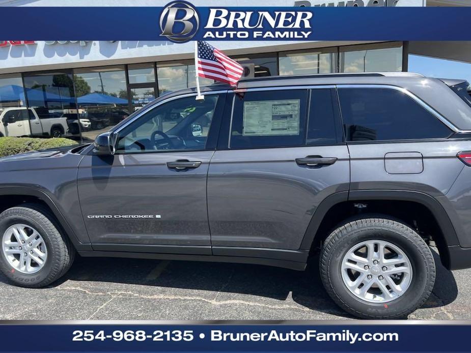 new 2024 Jeep Grand Cherokee car, priced at $43,379