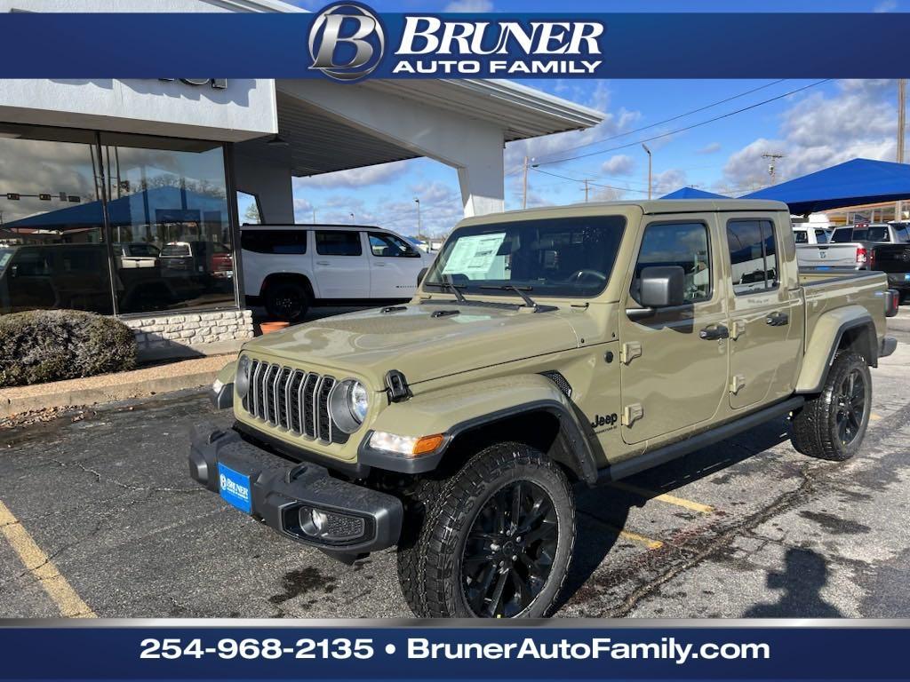 new 2025 Jeep Gladiator car, priced at $42,442